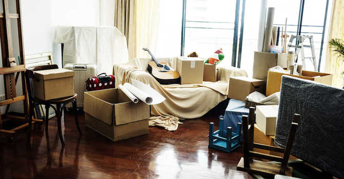 Five Signs It’s Time for Your Parents to Downsize—and How to Start the Conversation